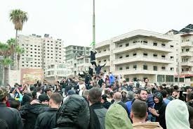 دمشق تحذّر من الفتنة بعد مظاهرات «اللامركزية» في الساحل