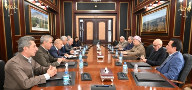 لە پیرمام سەرۆك مەسعود بارزانی لەگەڵ سكرتێر و ئەندامانی مەكتەبی سیاسی پارتی دیموكراتی كوردستان - سوریا كۆبۆوە.