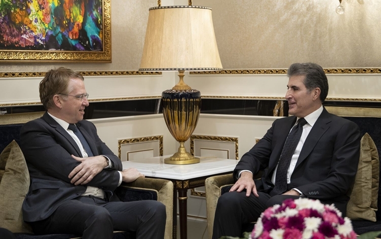 نيجيرفان بارزاني والسفير الفرنسي يؤكدان أهمية تشكيل حكومة تلبي تطلعات العراقيين