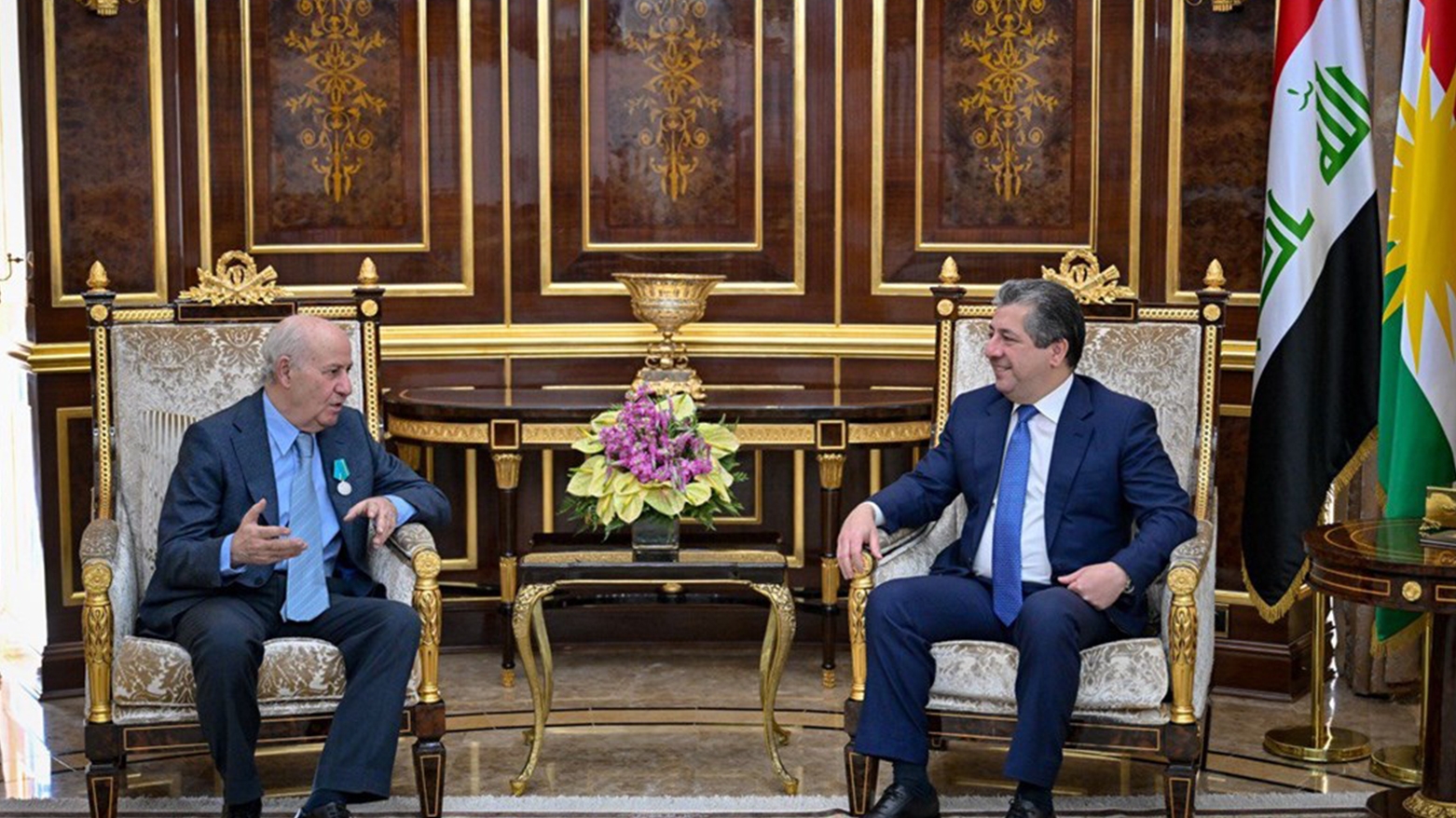 مسرور بارزاني يهنئ البروفيسور رشاد ميران بمناسبة نيله 