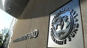 العراق يواجه مخاطر مالية واقتصادية كبيرة