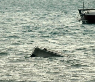بەلەمێک لە کۆماری کۆنگۆی دیموکراتیک وەرگەڕا؛ ٢٠ کەس گیانیان لەدەستدا