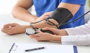 كم مرة يجب عليك أن تقيس ضغط دمك في المنزل أسبوعياً؟