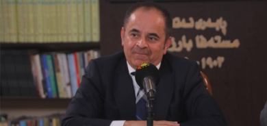 پ.د. ئیبراهیم حەمەڕەش  پڕۆفیسۆری ئەندازیاریی كۆمپیوتەر لە كۆلیژی ئەندازیاریی زانكۆی سەلاحەدین- هەولێر:     بوودجەی زانكۆی سەڵاحەددین لە ساڵێكدا 89 ملیۆن دۆلارە و بەشی هەرە زۆری بۆ مووچە دەڕوات، دەپرسم: چ زانكۆیەكی ئەمریكی ساڵانە ئەوەندە پارە لە حكومەت وەر