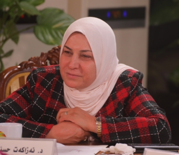 پ.د.نەزاكەت حسێن ئەندامی بازنەی گفتوگۆ:  دەبێت خوێندنی باڵا كەسی باڵا و داهێنانی باڵا وەبەربهێنێت