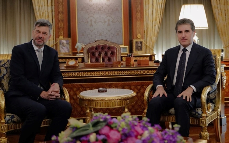 خلال لقائه مع نيجيرفان بارزاني.. قنصل التشيك يدين الهجوم على كورمور