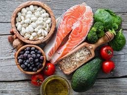 4 أطعمة تحارب الالتهابات وتعزز الصحة