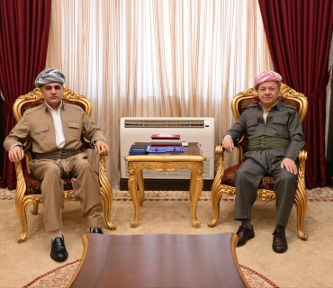 ســەرۆک بارزانی پێشوازی لە بەرپرسی نووسینگەی پەیوەندییە نێودەوڵەتییەکانی کۆنفدڕاسیۆنی ڕەوەندی کوردستانی دەکات