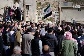 ترمب يحذّر إسرائيل من «التدخل» في سوريا