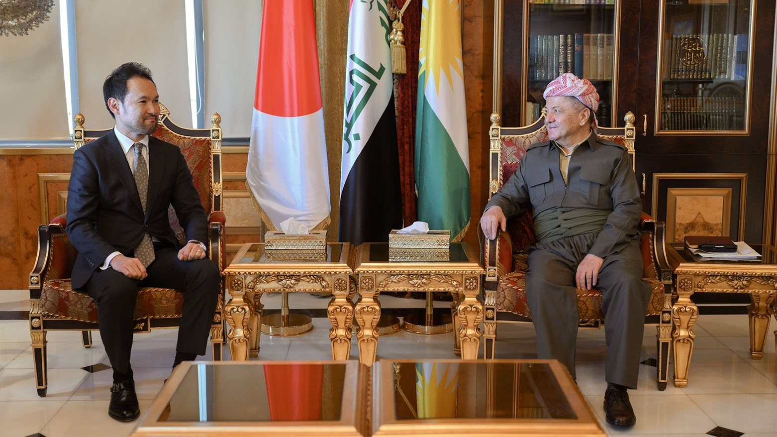 الرئيس بارزاني يستقبل وفداً يابانياً