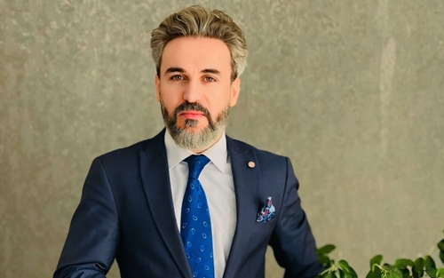 نــە یـەكــێــتـــیـە نــە نـیـشـتـیـمـانـیـە نــە كـــوردســتــانـــی