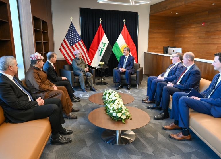 ســەرۆک مەسعود بارزانی لەگەڵ بەڕێز مایکل ڕیگەس جێگری وەزیری دەرەوەی ئەمەریکا و شاندێکی باڵیۆزخانەی ئەمریکا لە عێراق کۆبووەوە.