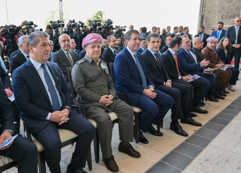 بە ئامادەبوونی  سەرۆکی حکوومەتی هەرێمی کوردستان و مایکڵ ڕیگەس، جێگری وەزیری دەرەوەی ئەمریکا، کۆمەڵگەی نوێی کونسوڵخانەی ئەمریکا لە هەولێر کرایەوە.