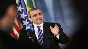 رئيس الوزراء اللبناني: المحادثات مع إسرائيل ليست مفاوضات سلام