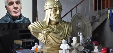 Peykersazê Kurd ê navdar li mala xwe mirî hat dîtin