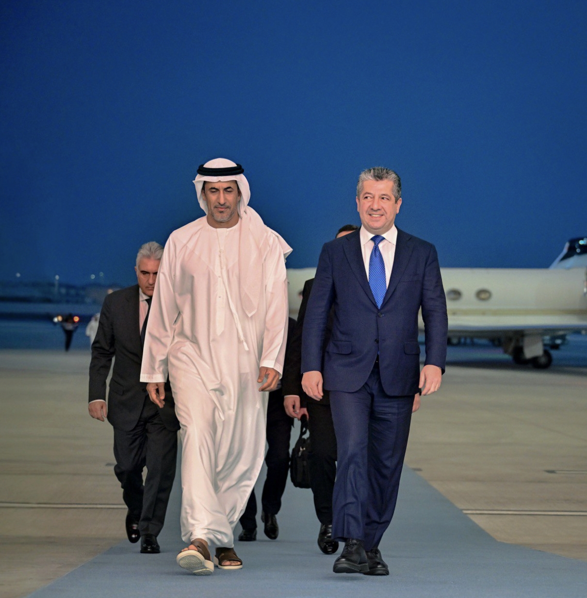 رئيس حكومة إقليم كوردستان يصل إلى الإمارات في زيارة رسمية