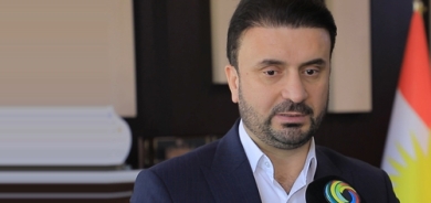 د.هلوڤان حسنی  مامۆستای زانكوی نەورۆز لە دهۆك:  دامەزراندن و كارپێكردن دەبێت لەسەر بنەمای شارەزایی و توانایی و لێهاتوویی و شایستەیی بێت، نەك تەنیا بڕوانامە