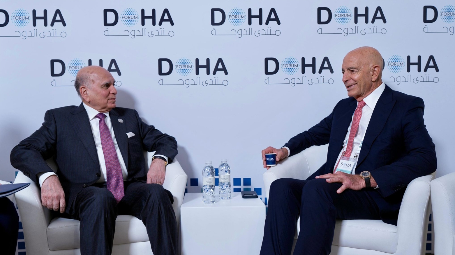 فؤاد حسين يستعرض تجربة العراق الديمقراطية مع المبعوث الأميركي