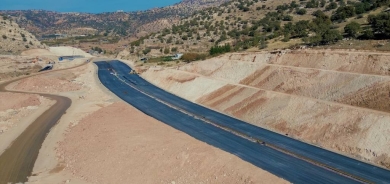 الكابينة التاسعة تواصل تطوير البنية التحتية.. إنجاز 73% من طريق إيتيت – باعدري في دهوك