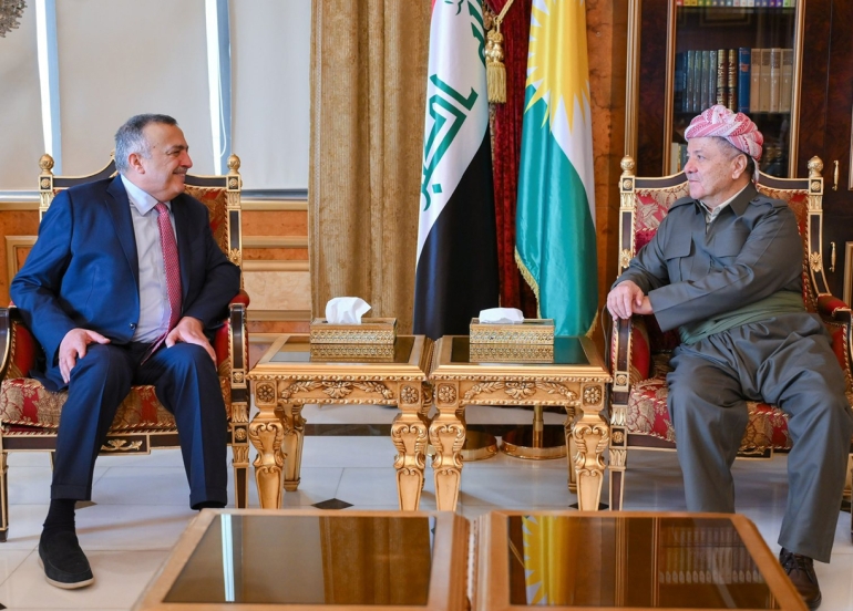 لە پیرمام ســـەرۆك مــەســعـــود بــــارزانـــی پێشوازی لە بەڕێز جەمال کەربولی سەرۆکی حزبی حەلی عێراقی کرد.