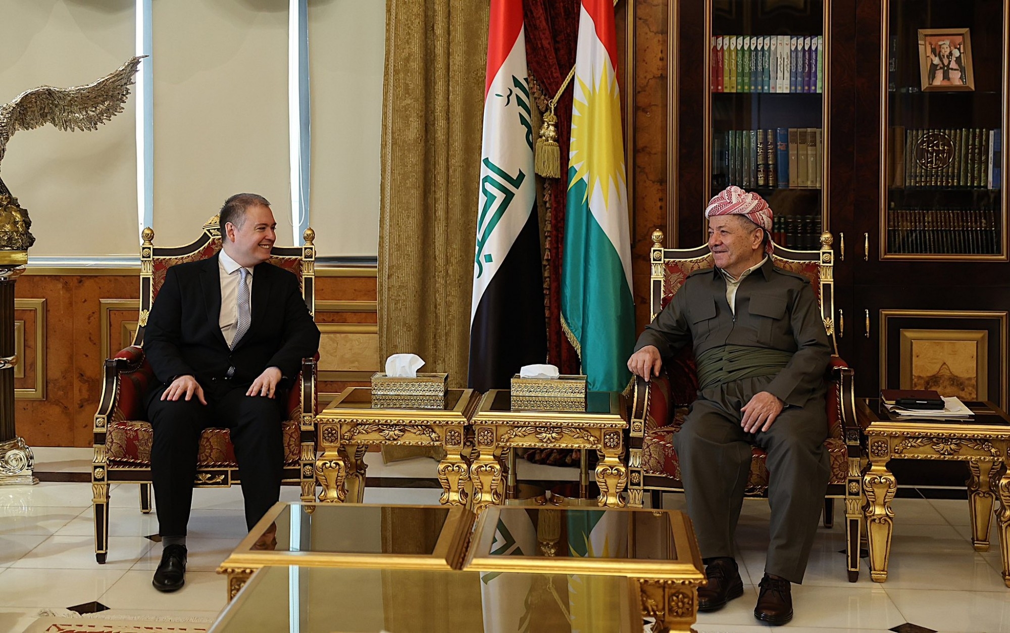 لە پیرمام سەرۆک مەسعود بارزانی پێشوازی لە بەڕێز گریگێی تیڤادار تاکاچ، کونسوڵی گشتیی نوێی هەنگاریا لە هەرێمی کوردستان کرد.