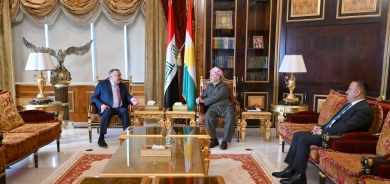 لە پیرمام ســـەرۆك مــەســعـــود بــــارزانـــی پێشوازی لە بەڕێز جەمال کەربولی سەرۆکی حزبی حەلی عێراقی کرد.