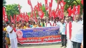 کرێکارانی بیناسازی هیندستان دژی یاسا نوێیەکان گردبوونەوە