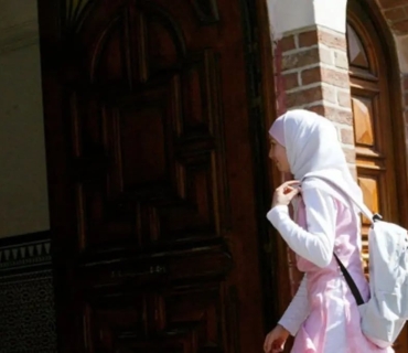 نەمسا باڵاپۆشی کچان قەدەغە دەکات