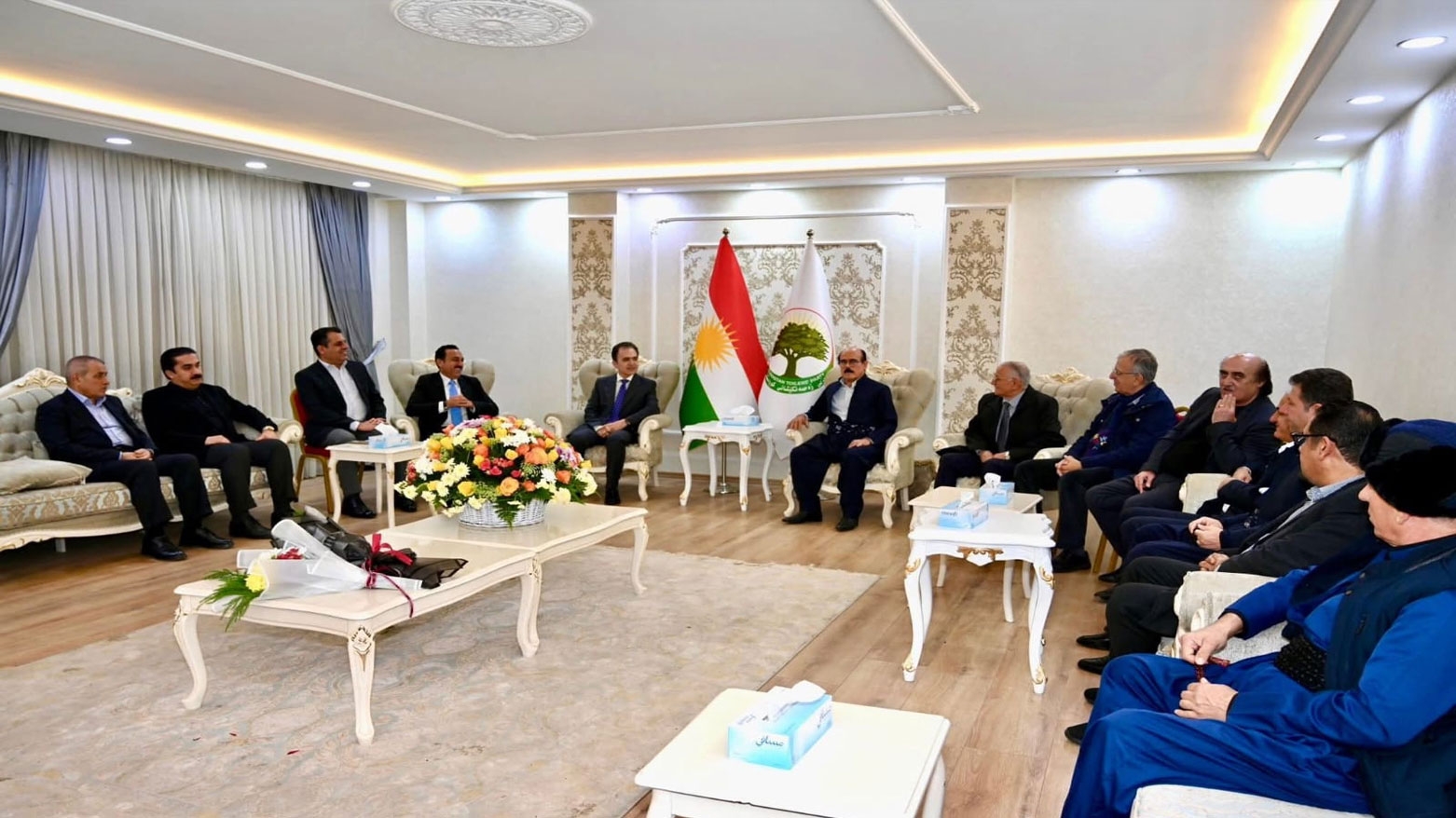 ممثل مسرور بارزاني يهنّئ حزب كادحي كوردستان بذكرى تأسيسه الأربعين