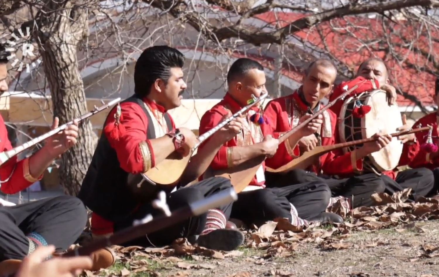 Awaza Şahê Çiyayan dengê Xorasanê digihîne Serdeştê