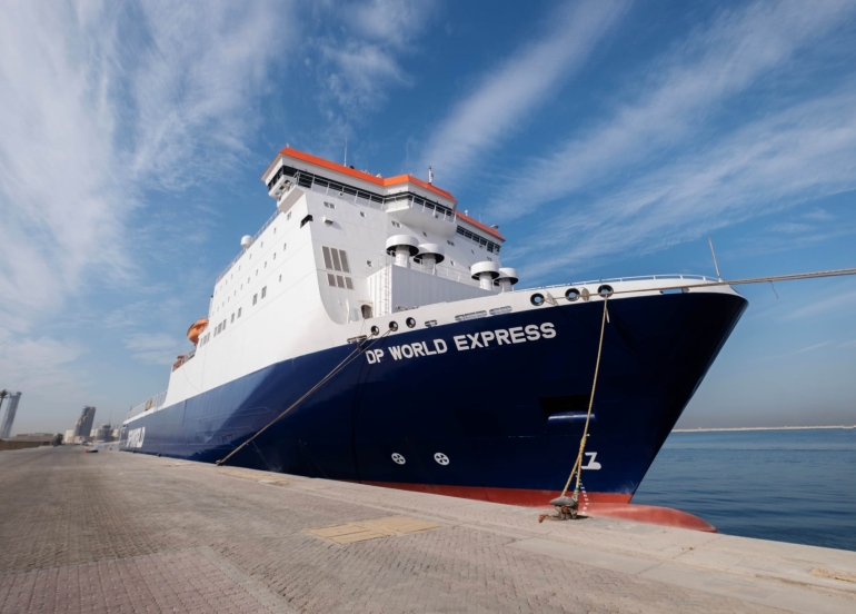 خزمەتگوزارییەکی دەریایی 36 کاتژمێری لەنێوان مینا ڕەشید لە دوبەی و بەندەری ئوم قەسر لە عێراق دەستپێکردووە