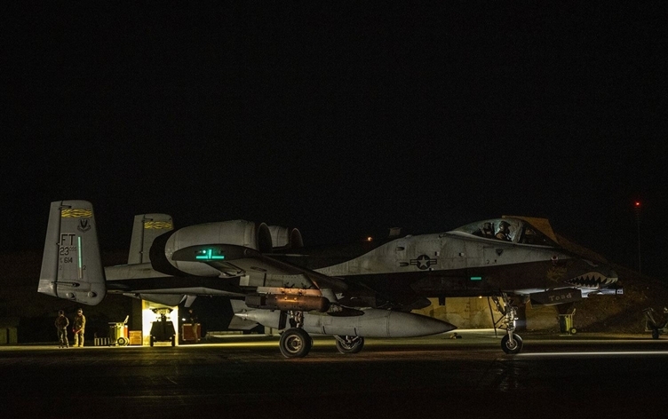 Amerîkayê li Sûriyeyê dest bi ‘Operasyona Çavê Baz’ kir: ‘Ev tolhildan e’