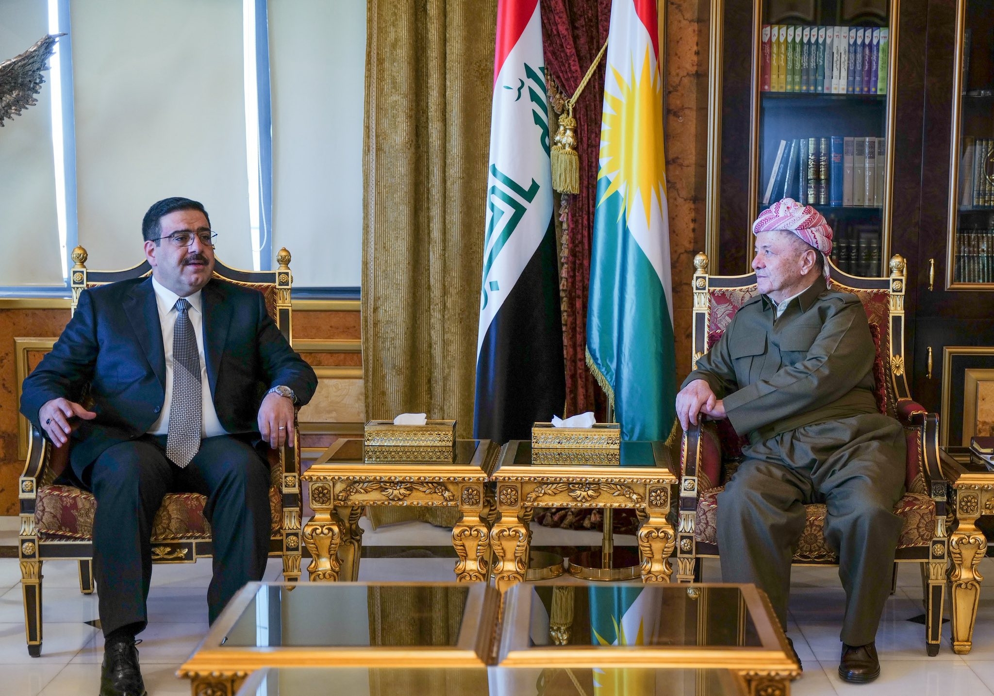 لە پیرمام، سەرۆک مەسعود بارزانی پێشوازی لە بەڕێز ئەسیر داود غەریری وەزیری بازرگانی عێراق کرد.