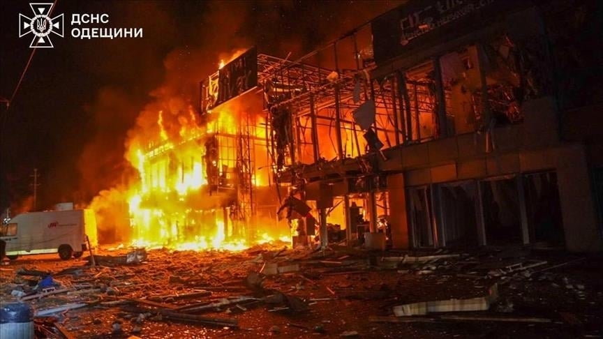 دەزگای فریاکەوتنی حکومەتی ئۆکرانیا لە ئەنجامی هێرشەکانی ڕووسیا بۆ سەر بەندەری ئۆدێسا بە دەیان کەس گیانیان لەدەستداوە و برینداربوون.