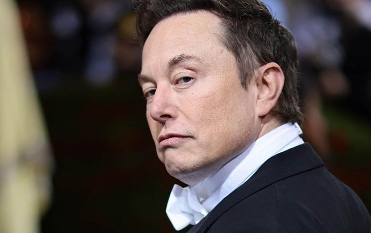Hebûna aborî ya Elon Musk gihîşt 749 milyar dolaran