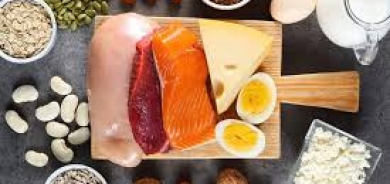 6 أطعمة غنية بالبروتين تساعد على خفض مستوى السكر في الدم