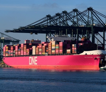 هەناردەی ئۆزبەکستان بۆ ئەفغانستان لە ماوەی ١١ مانگدا گەیشتە یەک ملیار و ٣٠٠ ملیۆن دۆلار