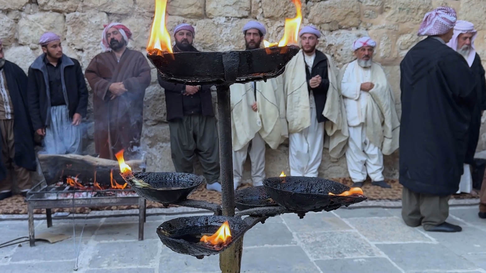 Baba Şêx û oldarên Êzidî li Lalişê dest bi ‘Çileyê Zivistanê’ kirin