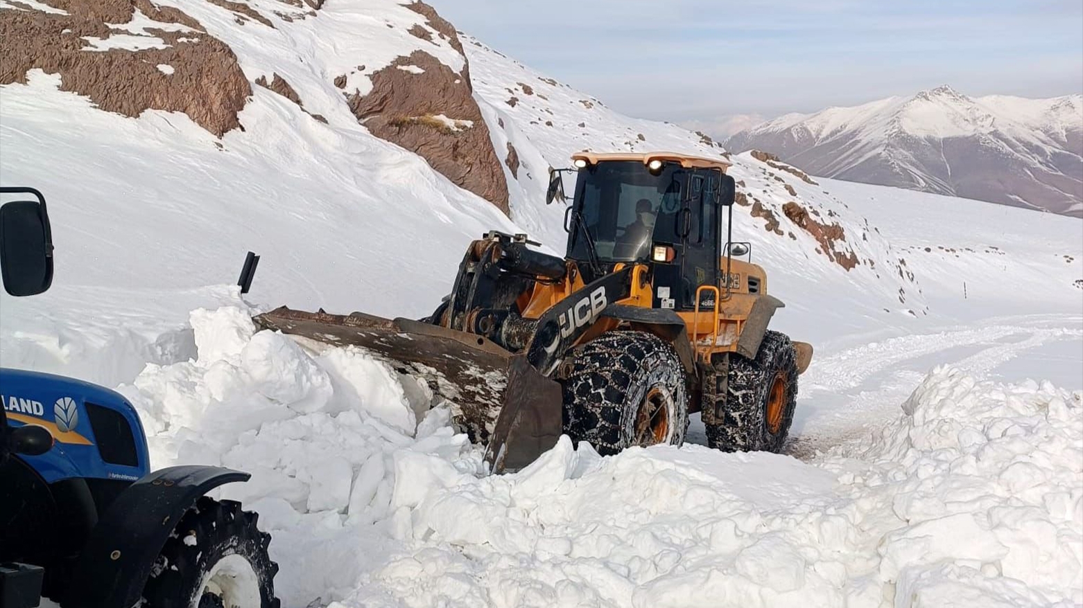 تحذير عاجل من محافظة أربيل للمواطنين والسياح بسبب موجة الثلوج والانجماد