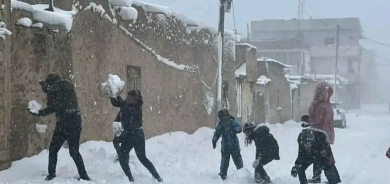 تساقط الثلوج في غربي كوردستان ينعش آمال المزارعين بعد سنوات من شحّ الأمطار‎