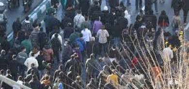 هبوط الريال يفجر احتجاجات في بازار طهران