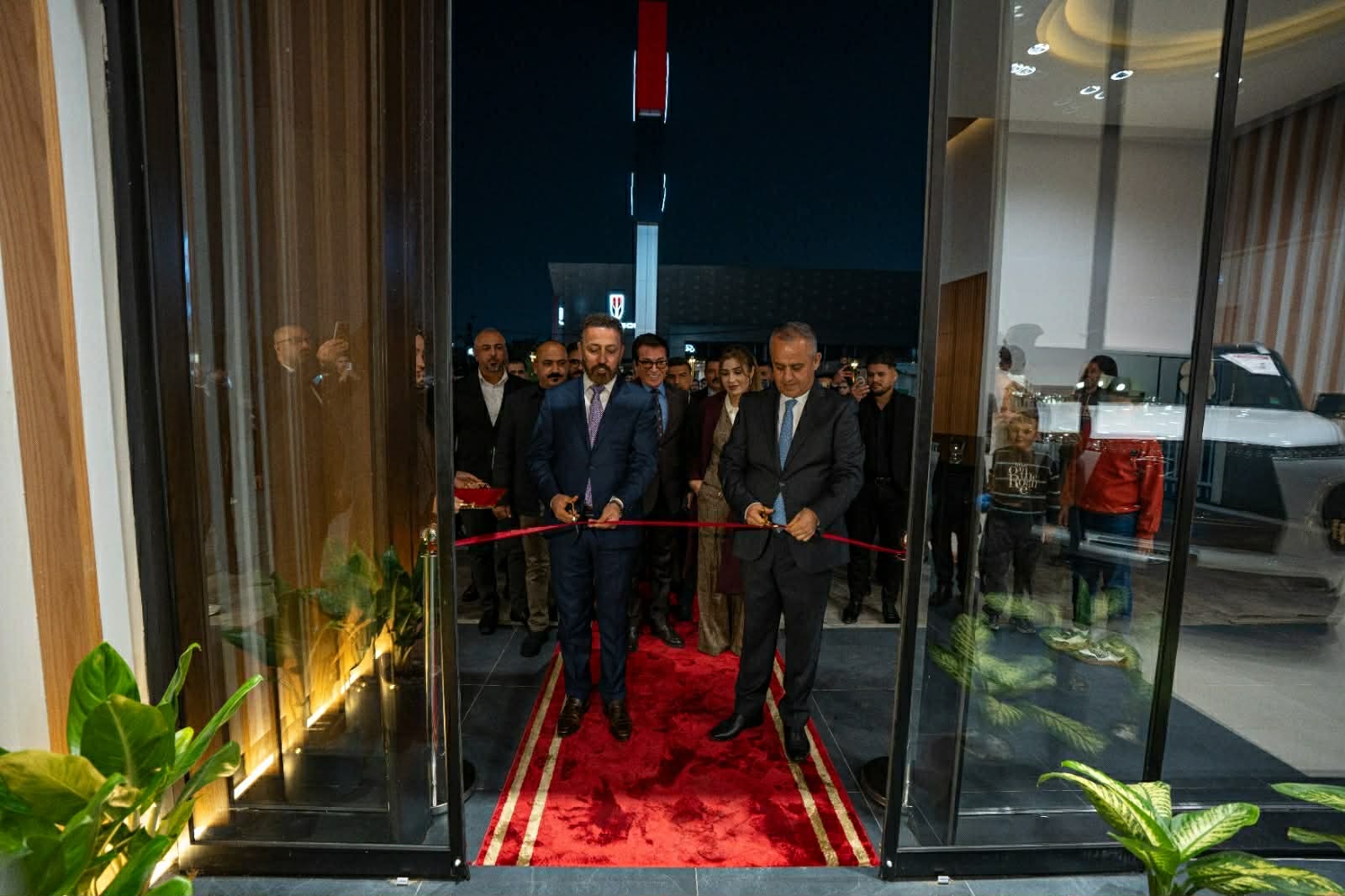 کۆمپانیا جیهانییەکان خزمەتگوزارییەکانیان فراوانتر دەکەن