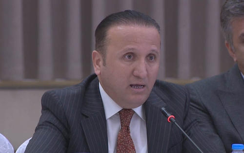 دکتۆر عەرەفات کەرەم، بەرپرسی دۆسیەی عێراق لە بارەگای بارزانی، ڕەخنەی توند لەو ململانێیە دەگرێت کە لەسەر پۆستە باڵاکان لە عێراقدا هەیە.