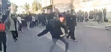 إيران تشدد قبضتها لتطويق الاحتجاجات