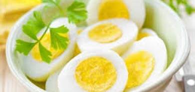 صفار البيض... كنز لفيتامين أشعة الشمس «د»