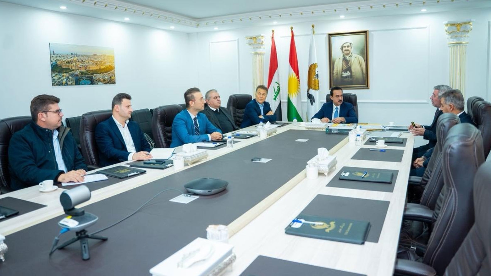 محافظ أربيل يبحث مشروعاً 