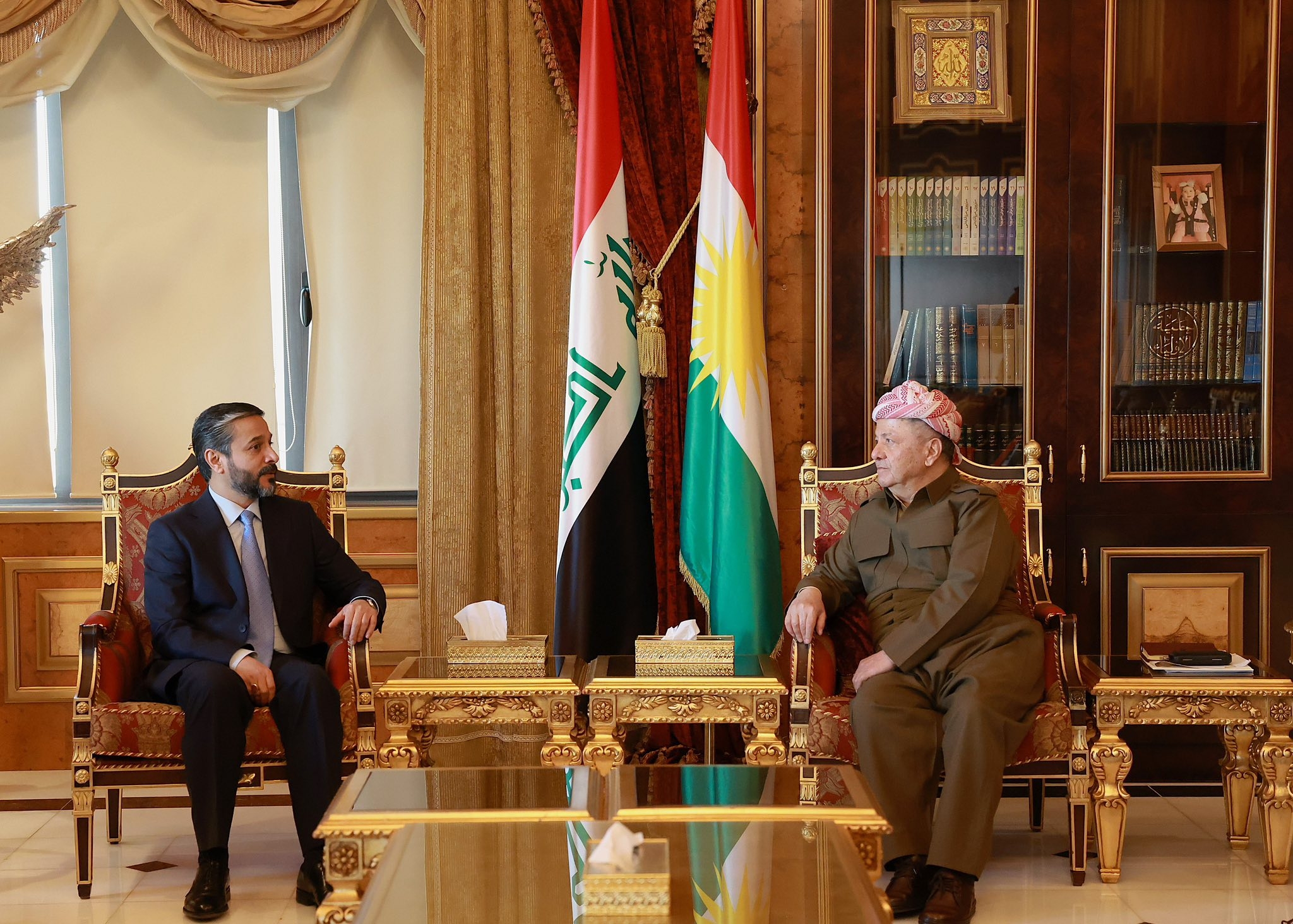 President Barzani Holds Separate Meetings with Al-Sadiqoun Delegation and Assyrian Community Representative