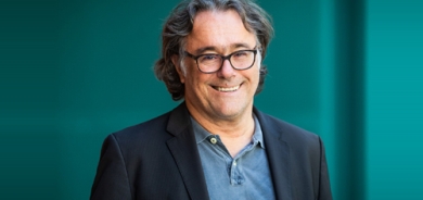 پڕۆفیسۆر مایكڵ زورن زانای سیاسیی ئەڵمانی لە زانكۆی بەرلین بۆ گوڵان:ر هاوكاریی جیهانی زەحمەت و دامەزراوە نێودەوڵەتییەكانیش لاواز بوون