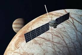 دراسة تشكك بوجود حياة على يوروبا قمر كوكب المشتري