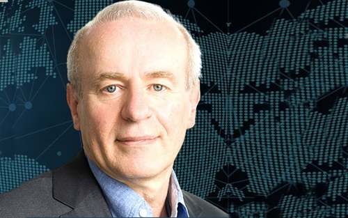 پڕۆفیسۆر هاینز گارتنەر  سەرۆكی بۆردی ڕاوێژكاریی ستراتیژیی و ئاسایشی هێزە چەكدارەكانی نەمسا بۆ گوڵان:     لە ئێستادا یەكێتیی ئەوروپا لەوە دەترسێت كە دوناڵد ترەمپ پشتی تێبكات و بەتەنیا لە بەرانبەر ڕووسیا جێی بهێڵێت